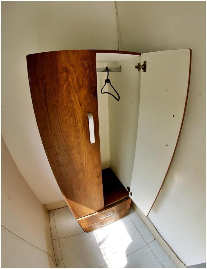 Kaluta Hostel Паломино Екстериор снимка